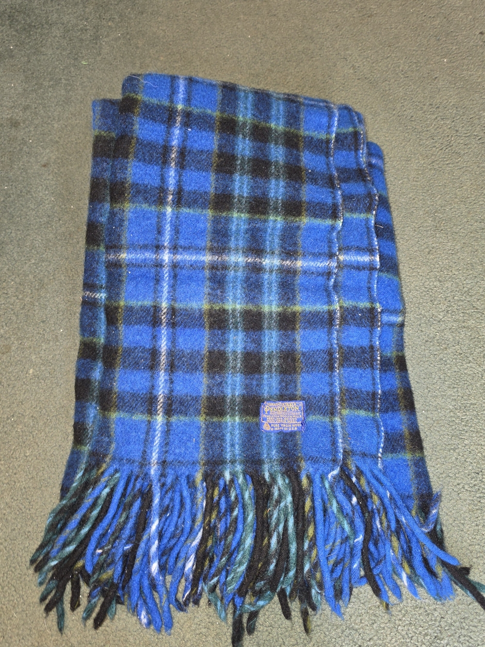 Pendleton 100% Virgin Wool Blue Plaid Fringed Blanket